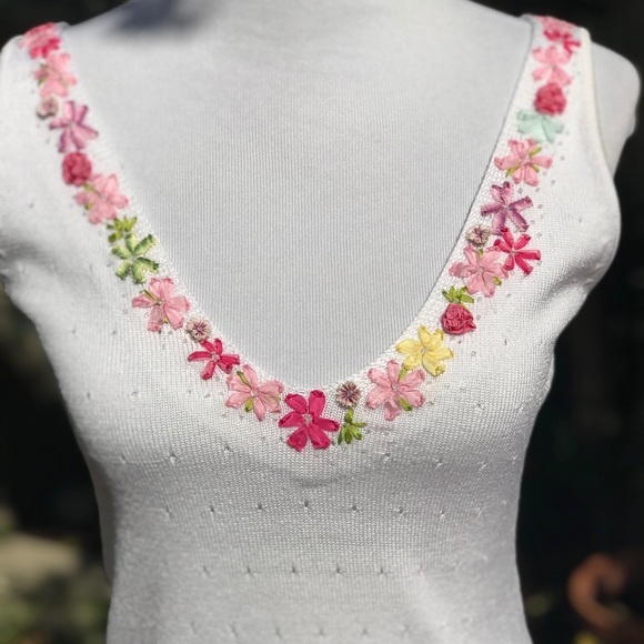 Dana Buchman Pink Beaded Neckline Knit Top - Picture 2 of 3